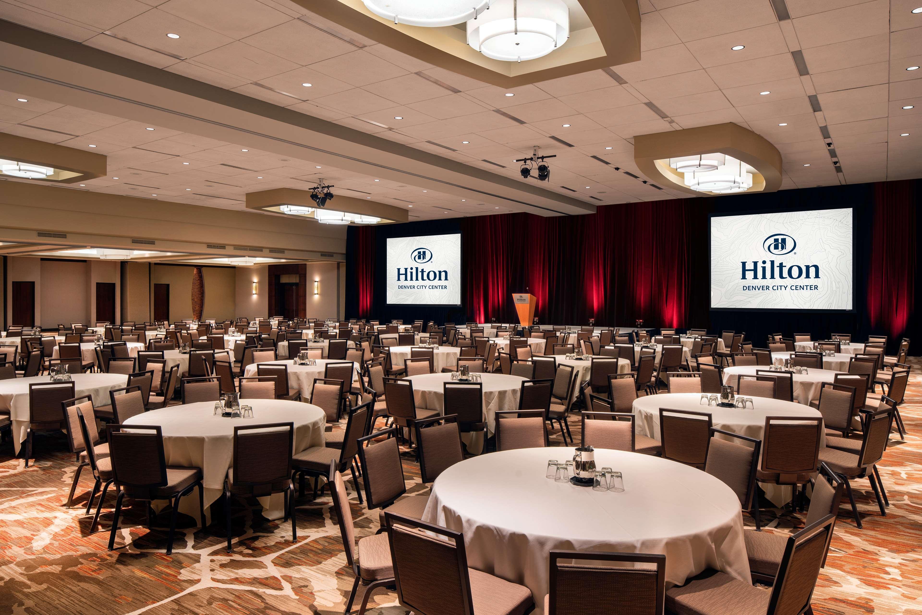 Hilton Denver City Center Екстериор снимка