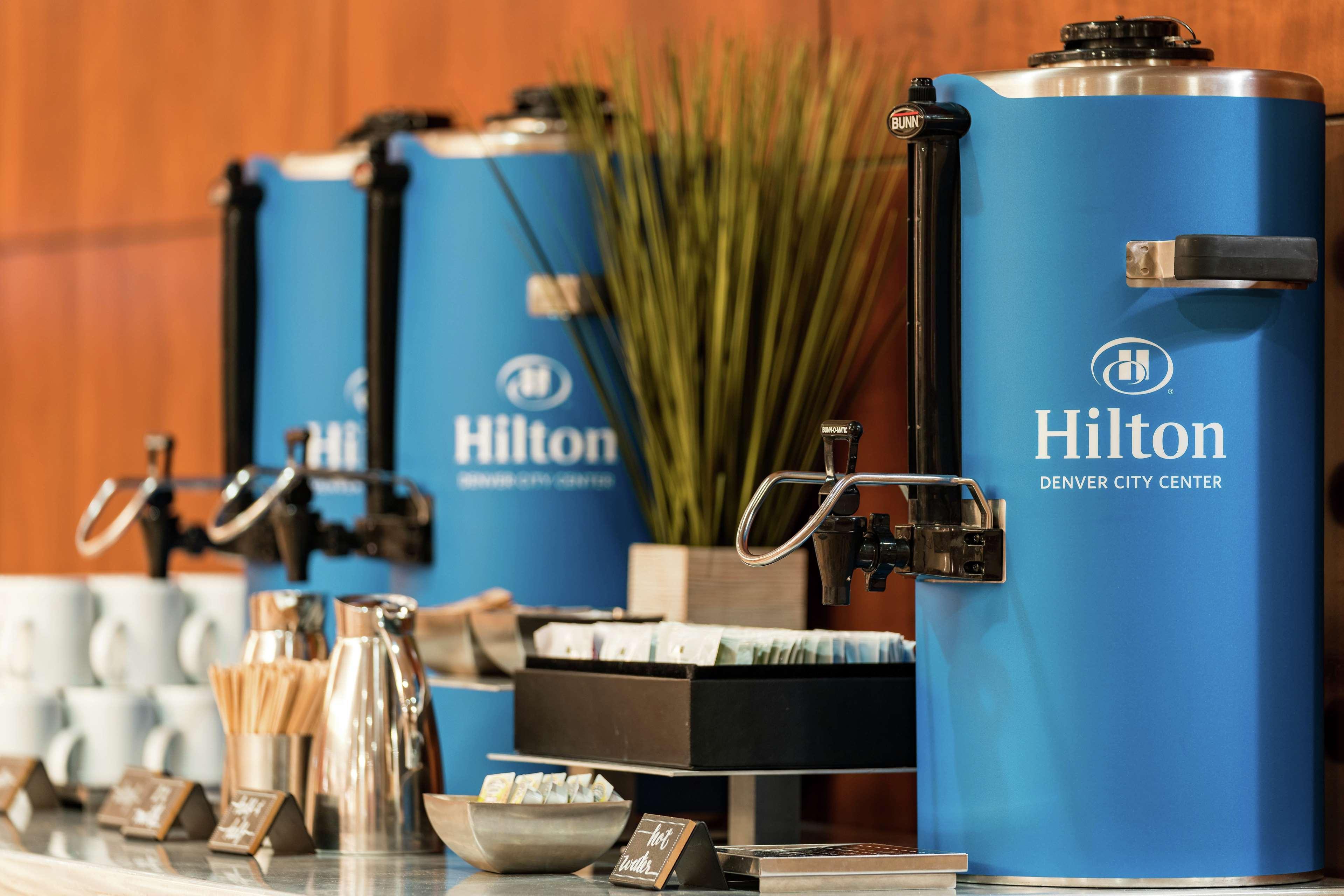 Hilton Denver City Center Екстериор снимка
