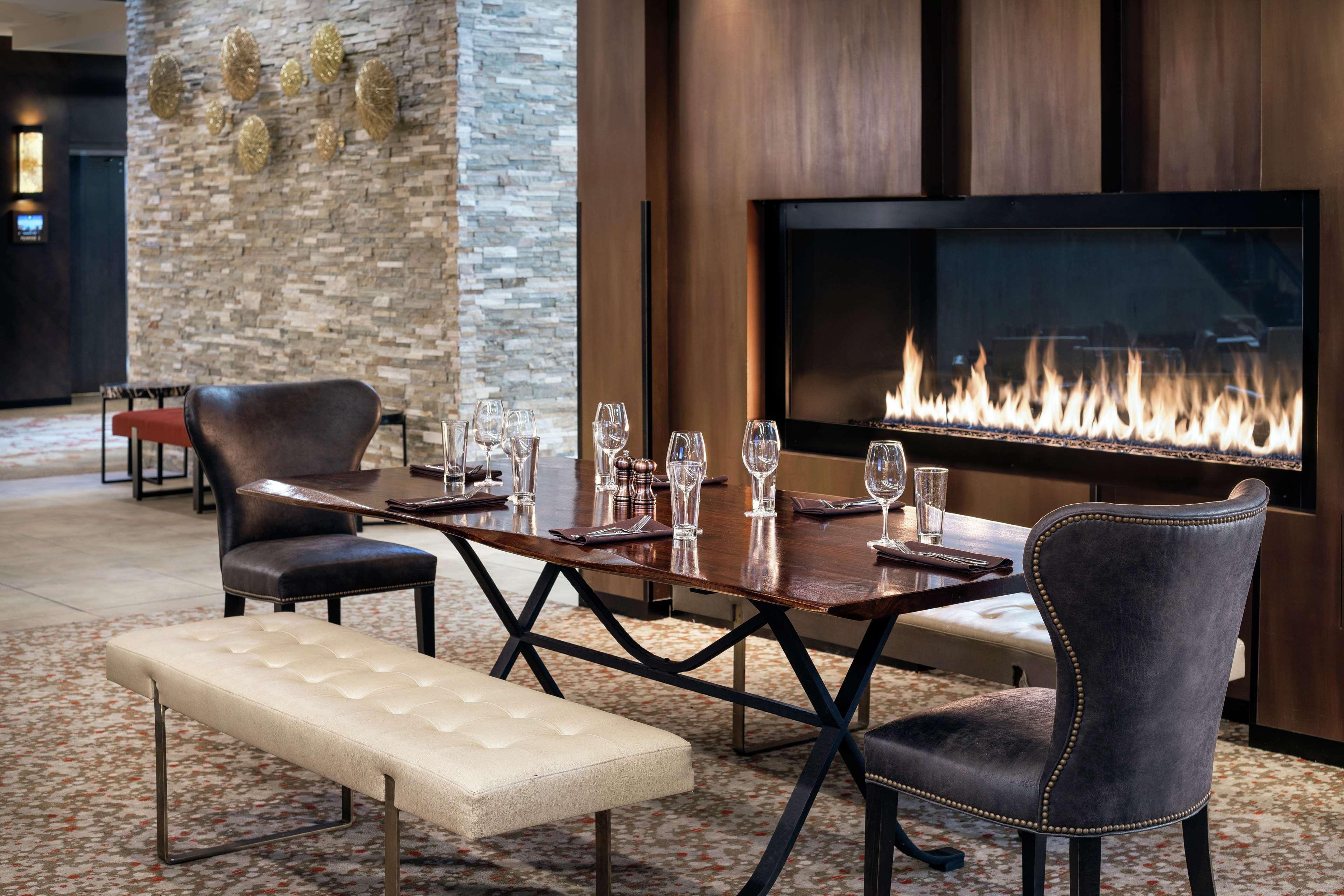 Hilton Denver City Center Екстериор снимка