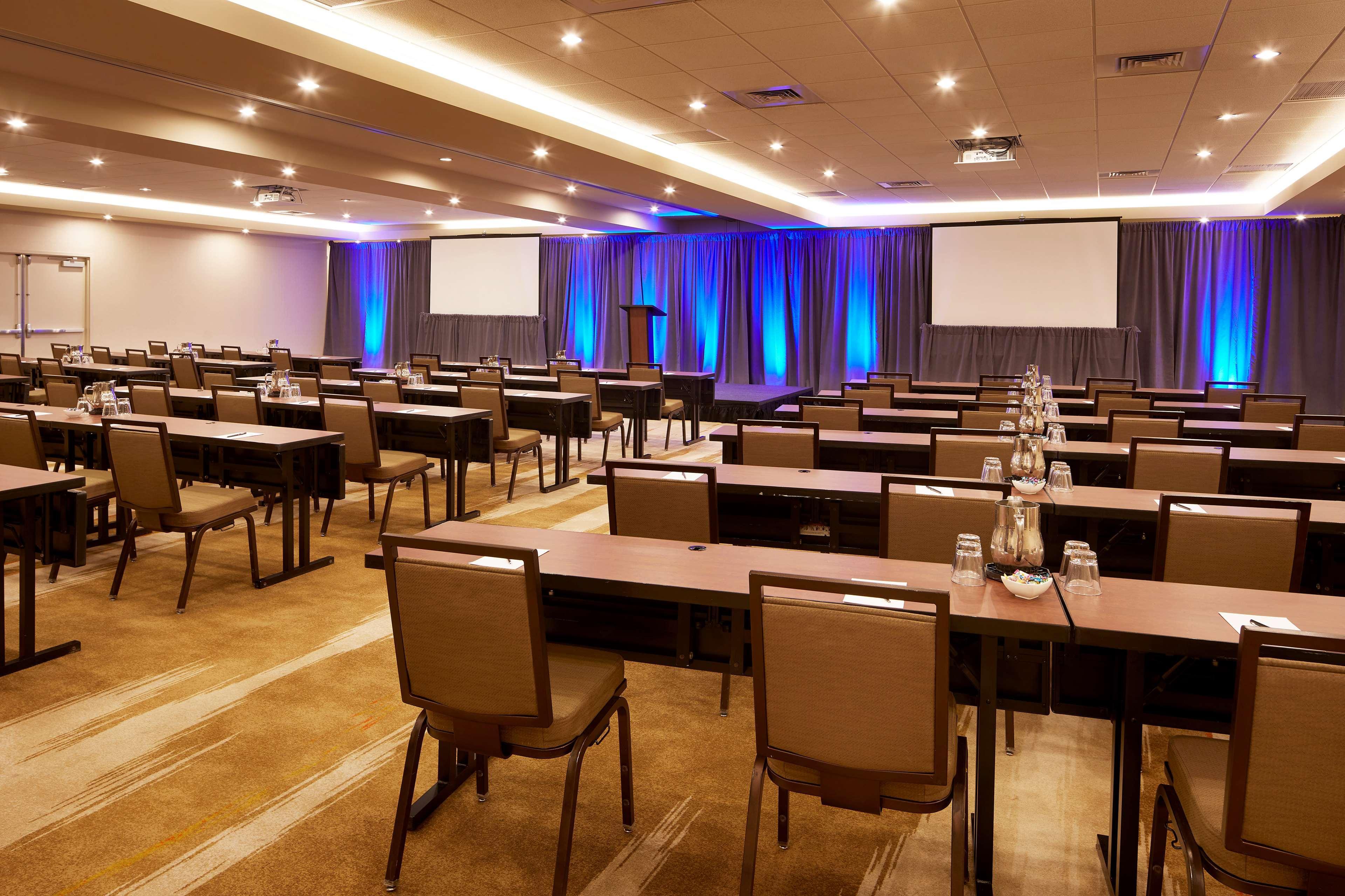 Hilton Denver City Center Екстериор снимка