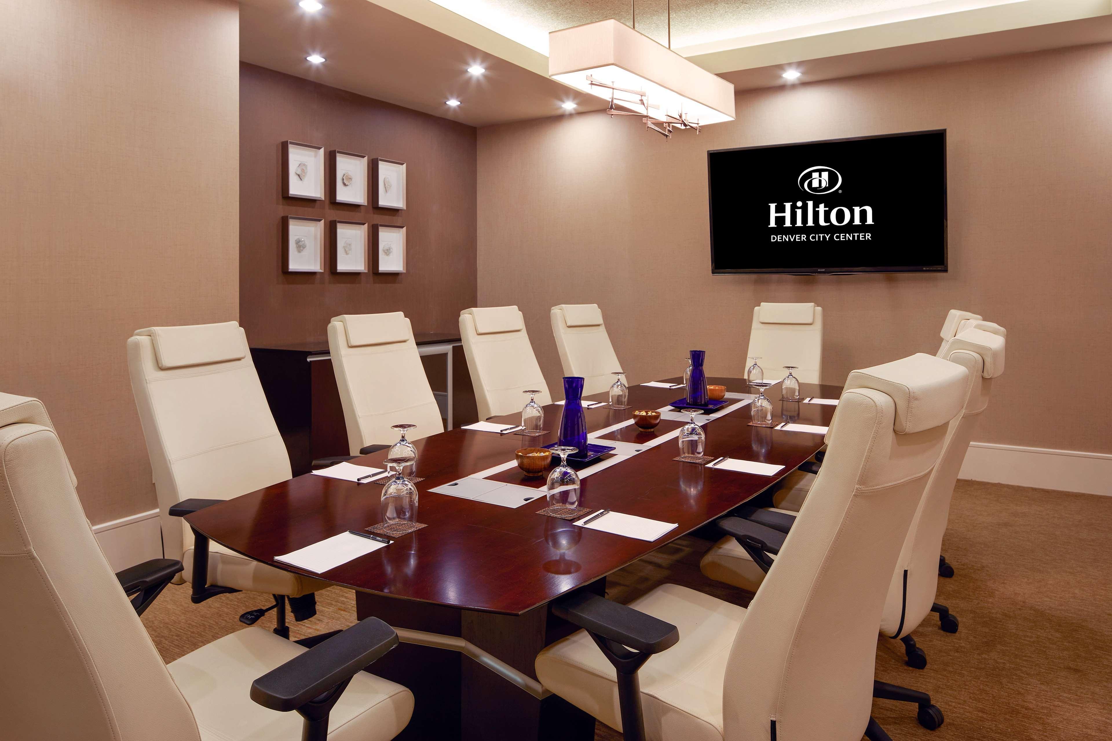 Hilton Denver City Center Екстериор снимка