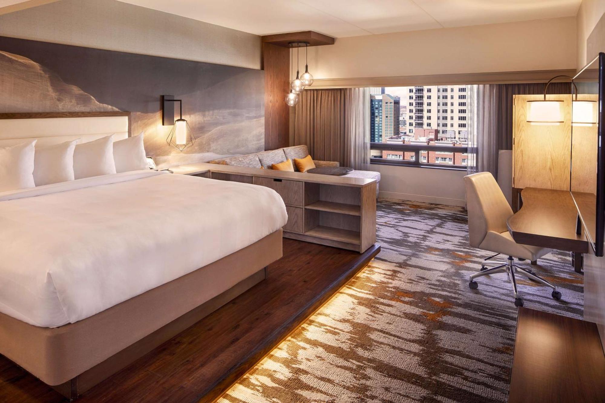 Hilton Denver City Center Екстериор снимка