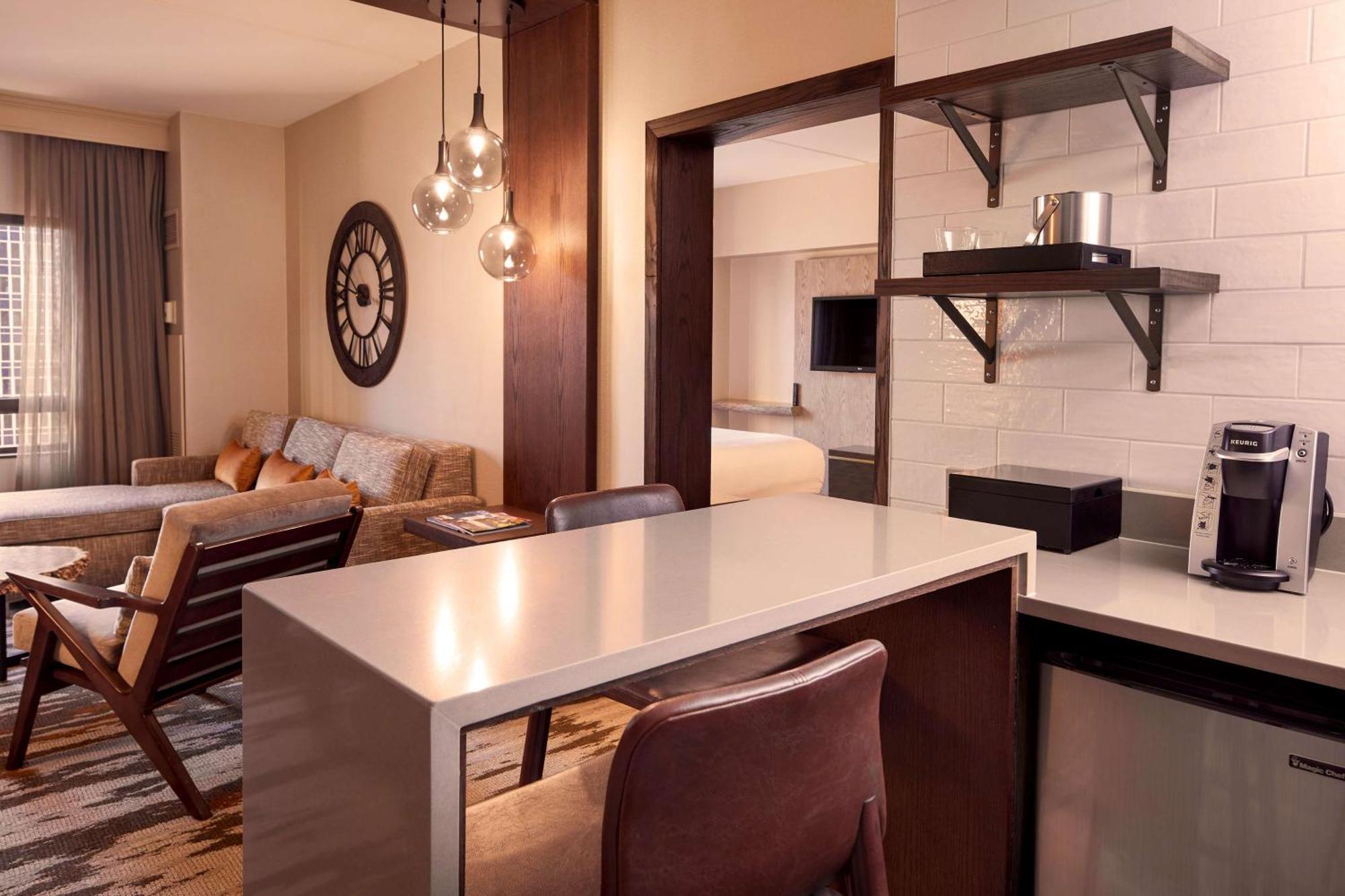 Hilton Denver City Center Екстериор снимка