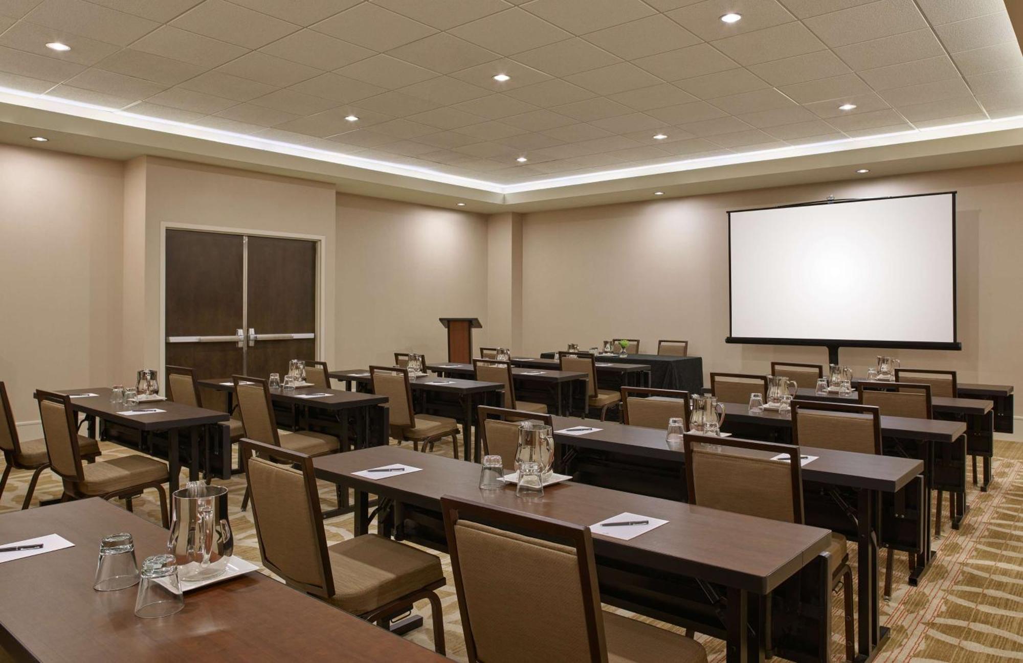 Hilton Denver City Center Екстериор снимка